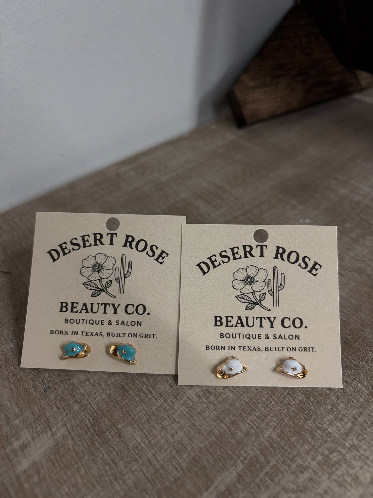 Gold hat earrings in white and blue