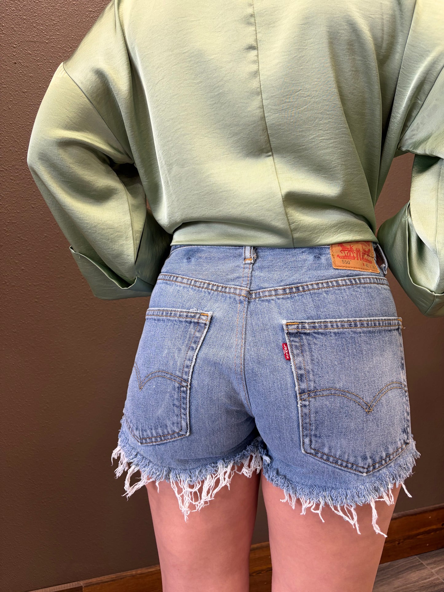 low rise levi shorts