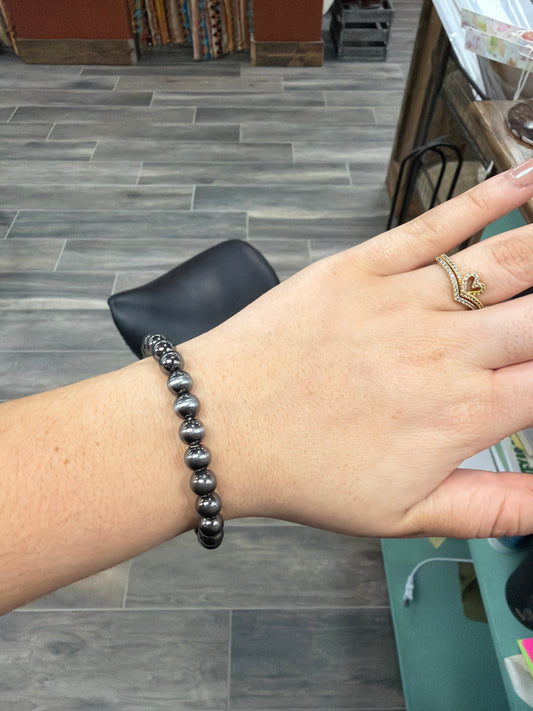 8mm Navajo Style Pearl Stretch Bracelet