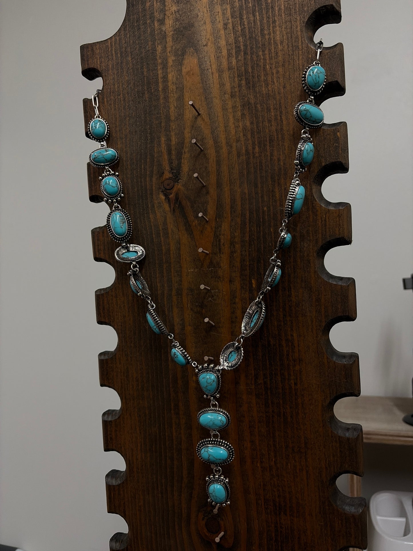 Lariat semi stone