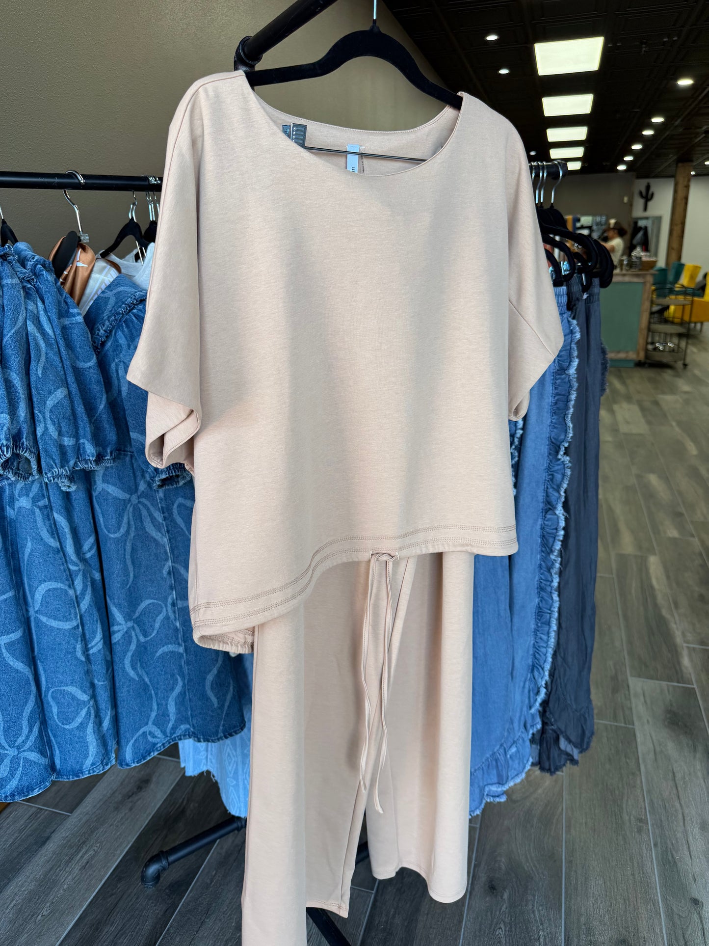 Glam set in brown and blue