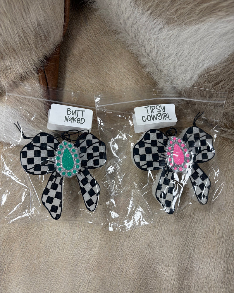 Checkered Bow Concho Freshie