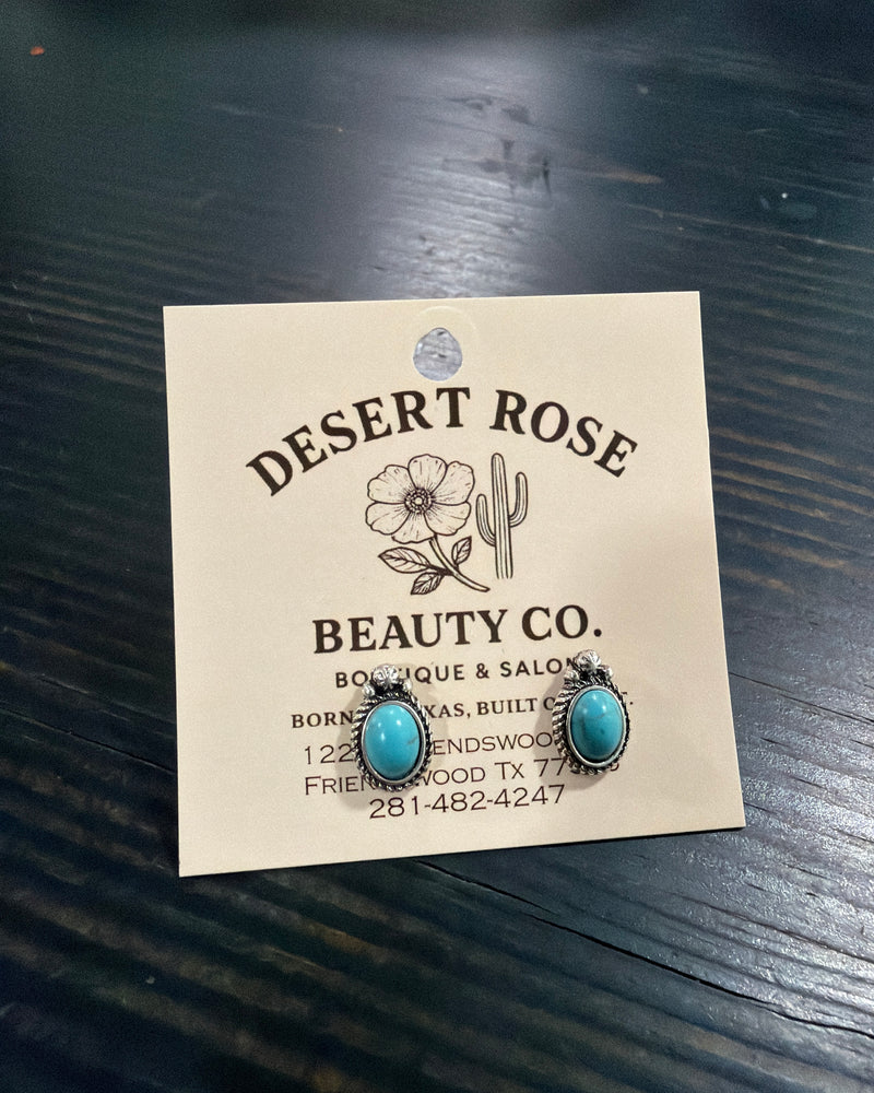Turquoise oval rope lined stud