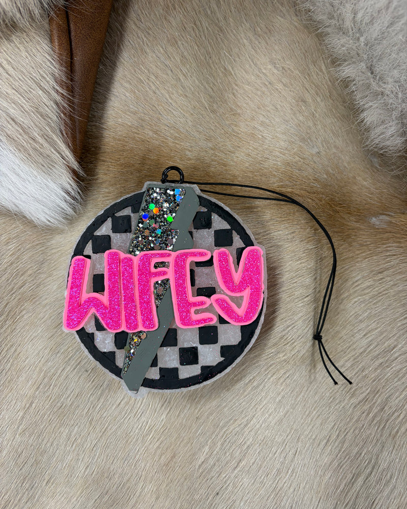Wifey Freshie